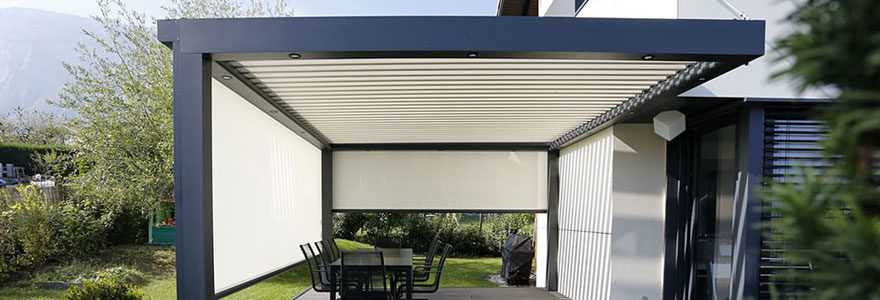 Pergola bioclimatique adossée